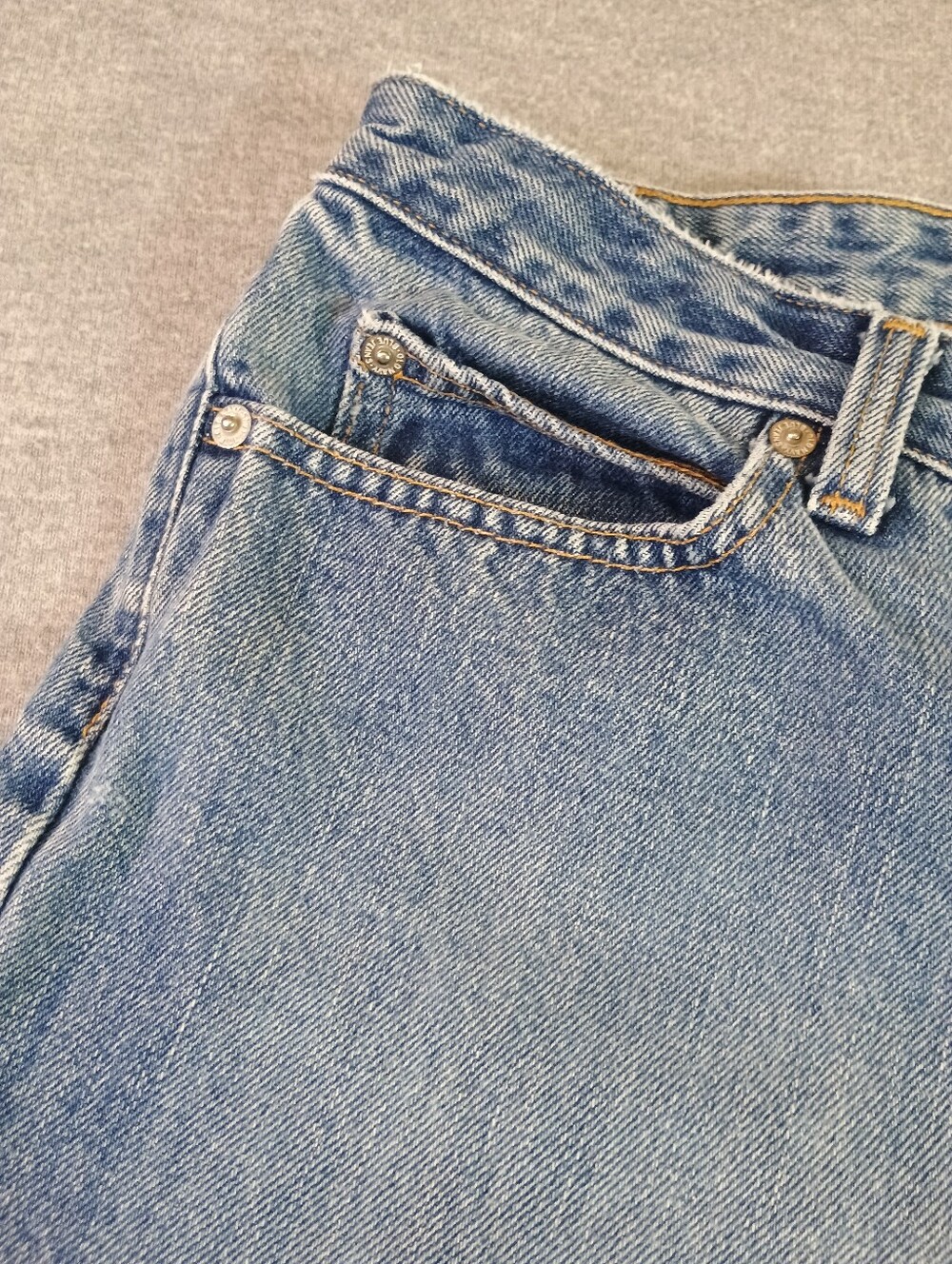 Old Navy Y2k Light Wash Straight Leg Jeans - Light Blue - Picture 4 of 7